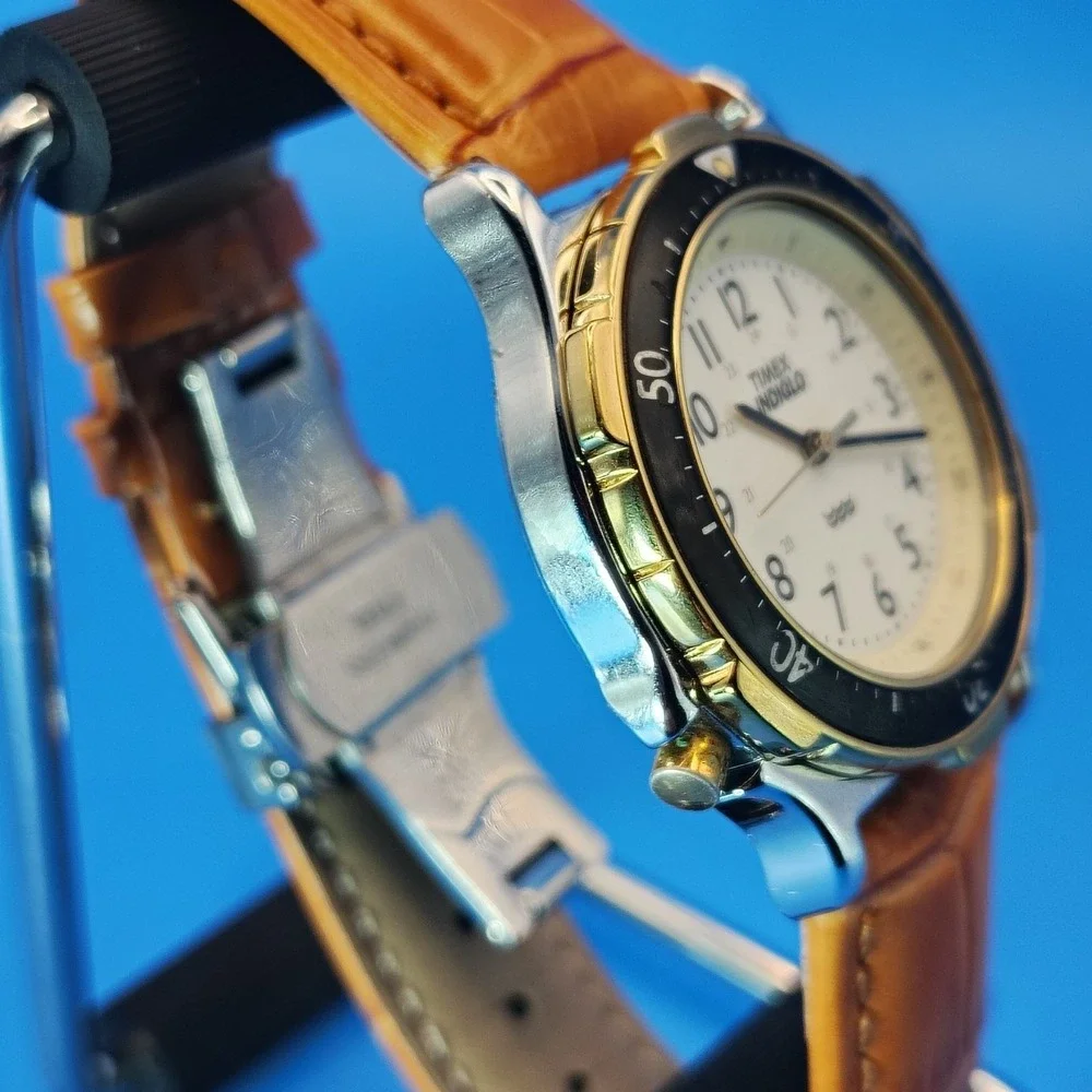 Vintage 2004 Timex Expedition‎ 35mm Mens Quartz Field Watch New Leather Strap